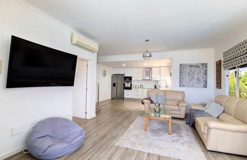 Canhas House | Villa Liana by LovelyStay