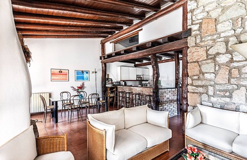 Moniga del Garda Villa | Villa Lidia by Wonderful Italy