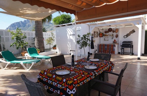 Els Poblets Ski Chalet | Villa LILAS in Els Poblets