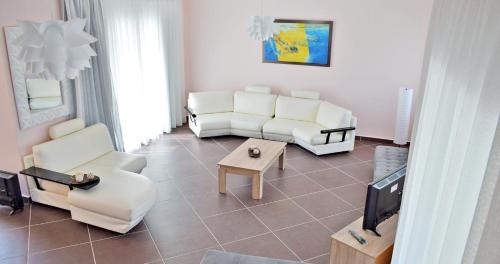 Skala Rachoniou House | Villa Lily