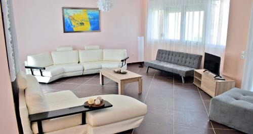 Skala Rachoniou House | Villa Lily