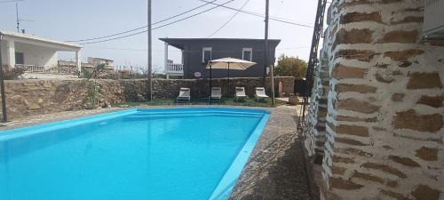 Pyrgos Psilonerou Villa | Villa Lina private pool