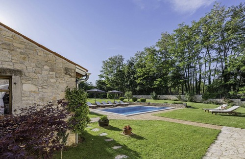 Prodol Villa | Villa Lipa nearby Pula – Crovillas GmbH