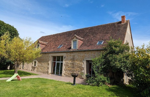 Lourouer-Saint-Laurent House | Villa Lourouer-Saint-Laurent, 4 bedrooms, 20 persons