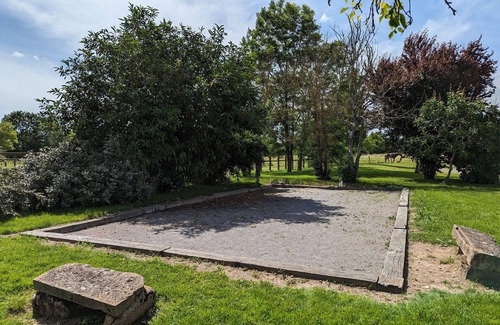 Lourouer-Saint-Laurent House | Villa Lourouer-Saint-Laurent, 4 bedrooms, 20 persons