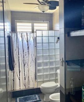 Arenales Villa | Villa Loma Linda