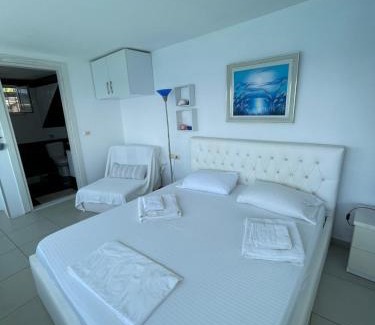 Himare House | Villa Lori