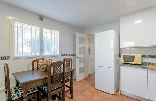 Hoya de los Patos Villa | Villa 'Los Naranjos' with Private Pool, Wi-Fi and Air Conditioning