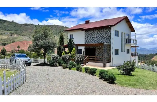 La Vega Province Villa | Villa los trillizo