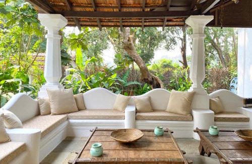 Parra Villa | VILLA LOU GOA Heritage Portuguese House 1903 With Pool