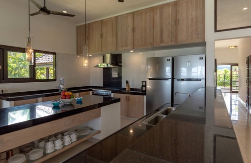 Dencarik Villa | Villa Lovina-beach 1 & 2, luxurious beach villa, 4 bedrooms, staff, pool and boat