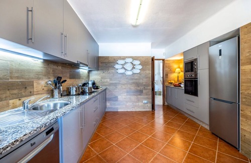 Lagoa e Carvoeiro Villa | Villa Lua - Three Bedroom Villa, Sleeps 6