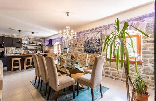 Solin Villa | Villa Luba - Three Bedroom Villa, Sleeps 8