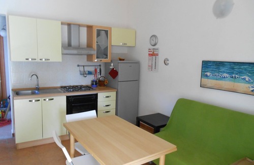 Caponegro Villa | Villa Lucia 50 meters from the sea