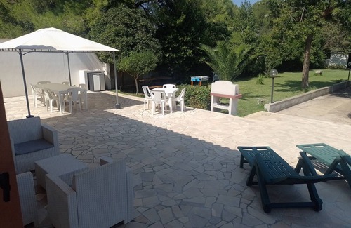 Maglie House | Villa Lucia, surrounded by greenery, 1 km from Maglie.