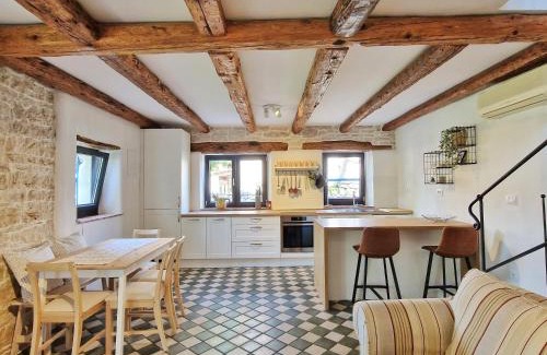 Rovinjsko Selo Villa | Villa Lucija