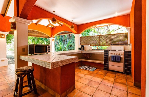 Palm Beach Estates House | Villa Luna Grande Secluded Beach Estate