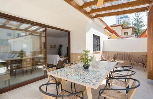 Grau i Platja Villa | Villa Luny Playa Gandia