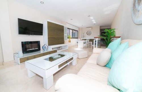 Santa Cruz de Tenerife Villa | VILLA LUXURY VISTA DE MAR