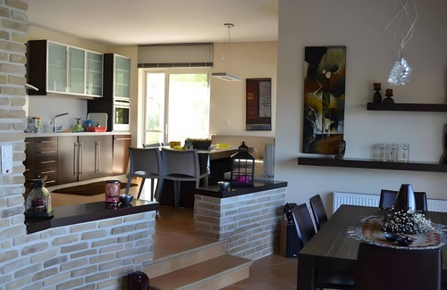 Kiparissia Villa | Villa 'Luxury Flora Kiparissia' with Sea View, Wi-Fi and Air Conditioning