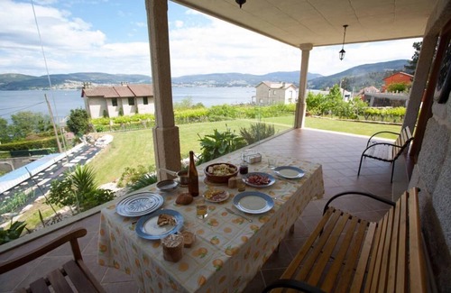 San Adrian de Cobres House | VILLA, LUXURY, SEA VIEWS, 10 MINUTES FROM VIGO