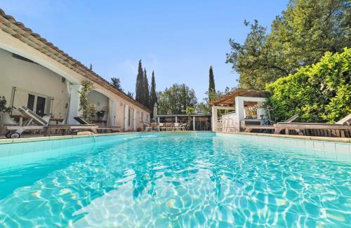 Callian Villa | Villa Madiana - "Le Diamant" climatisée, piscine privée chaufffée, Fitness,proche Cannes, Grasse