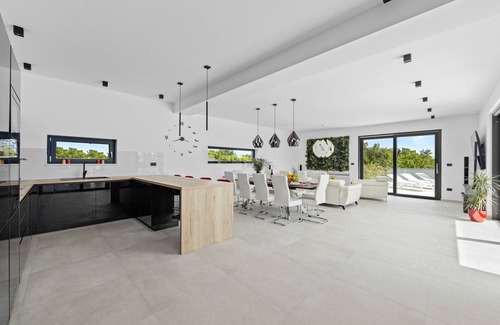 Jursici Villa | Villa MaEm in Central Istria for families with Sauna, Whirlpool & Sea View