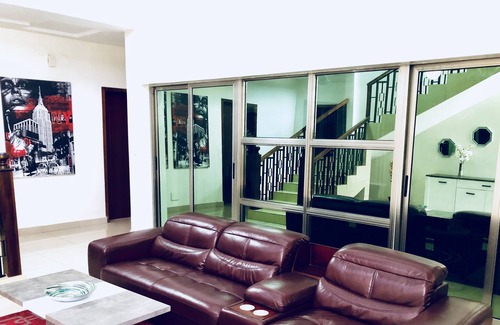 Niamey Villa | Villa Mafaya, Haut Standing