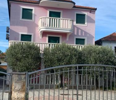 Pirovac House | Villa Magica