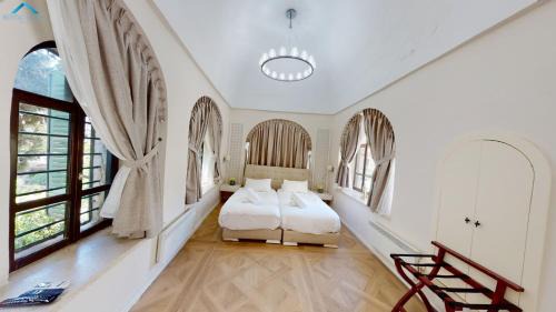 Mahane Israel Villa | VILLA MAMILLA - Boutique suites