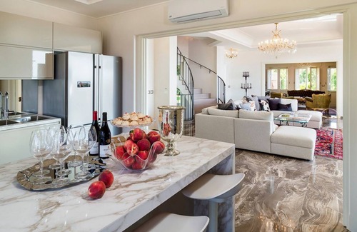 Capo d'Orlando Villa | Villa Manazza - Five Bedroom Villa, Sleeps 10