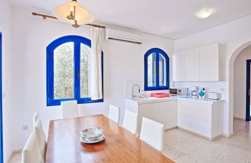 Prodromi Villa | Villa Mandalarosa, Latchi - a villa that sleeps 8 guests in 3 bedrooms
