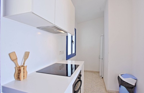 Prodromi Villa | Villa Mandola Rosa: Elegantly decorated, sea views, pool, A/C