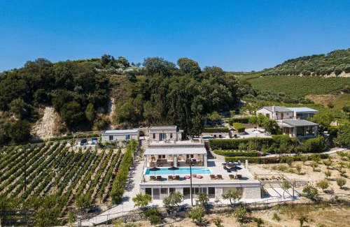 Filisia Villa | Villa Mantilari Wine Estate 7 Apartments 2 Private Pools 1 Heated Tennis Court Fitness Center
