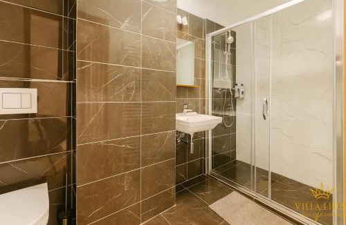Pisnice House | Villa many separate rooms with Free Parking Praha 4 libuš