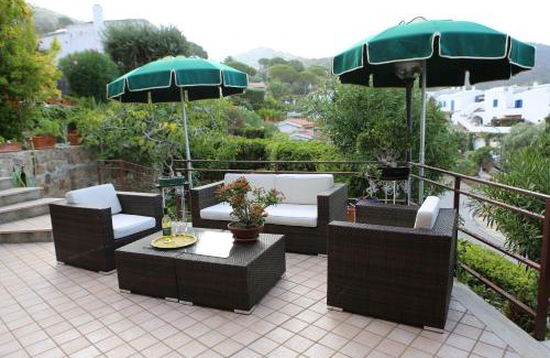Giglio Campese House | Villa Manzoni