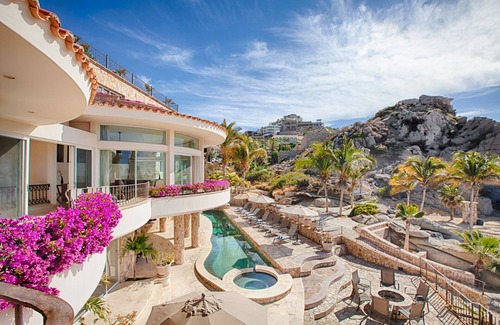 Pedregal Villa | Villa Marcella - Beachfront Villa