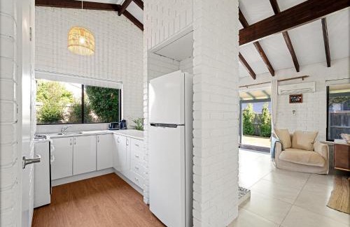 Prevelly House | Villa Maria by the Sea - 500 meters from Prevelly Beach