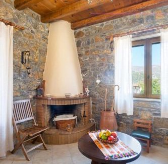 Lapithos House | Villa Maria