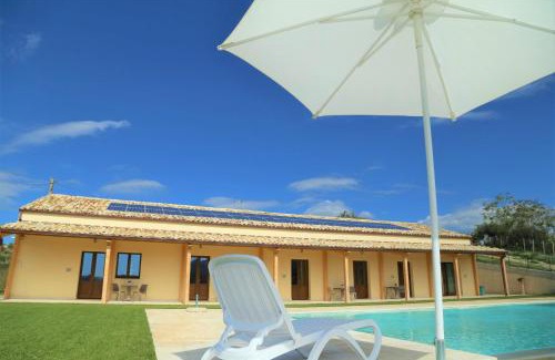Chiaramonte Gulfi Villa | Villa Maria