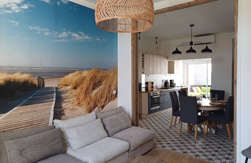 Petit-Fort-Philippe House | Villa Maris Stella 250m from Petit Fort Philippe beach