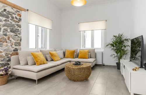 Old Town Naxos House | Villa Maro - Luxury Apartment