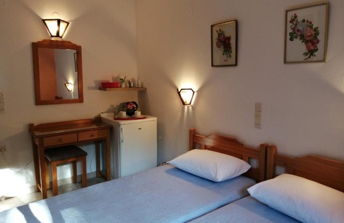 Ireon House | Villa Mary Galini