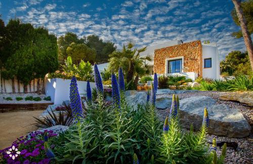 Moravit Villa | Villa Mastella by Abahana Luxe