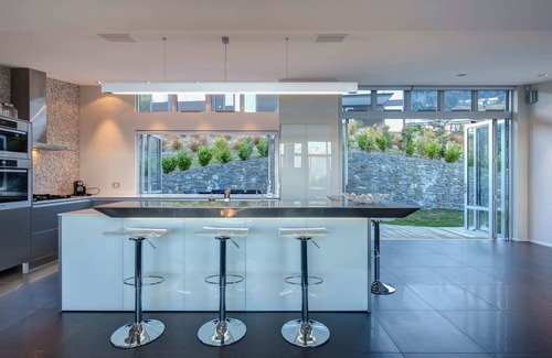 Fernhill Villa | Villa Matau | Gas Fire, Lake Views, A/C, BBQ