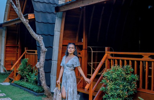 Jasri Villa | Villa Mayu