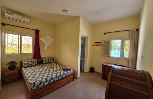 Popenguine Bed & Breakfast | Villa mazela