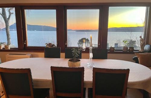 Bergenhus Villa | Villa med panoramautsikt, stor uteplass og 100 m fra badestrand