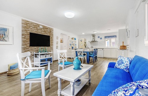 Oliva Villa | Villa 'Mediterraneo' with Private Pool, Wi-Fi and Air Conditioning