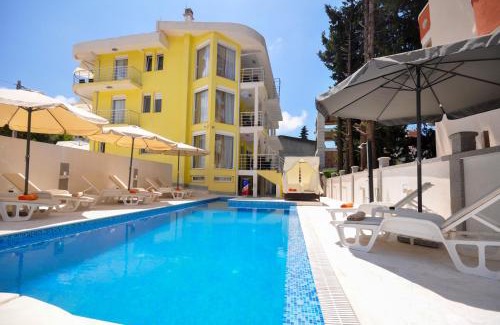 Dobra Voda Apartment | Villa Medusa Apartments